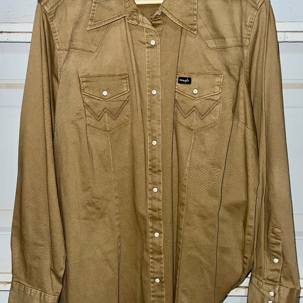 Wrangler Tan Button Down Shirt